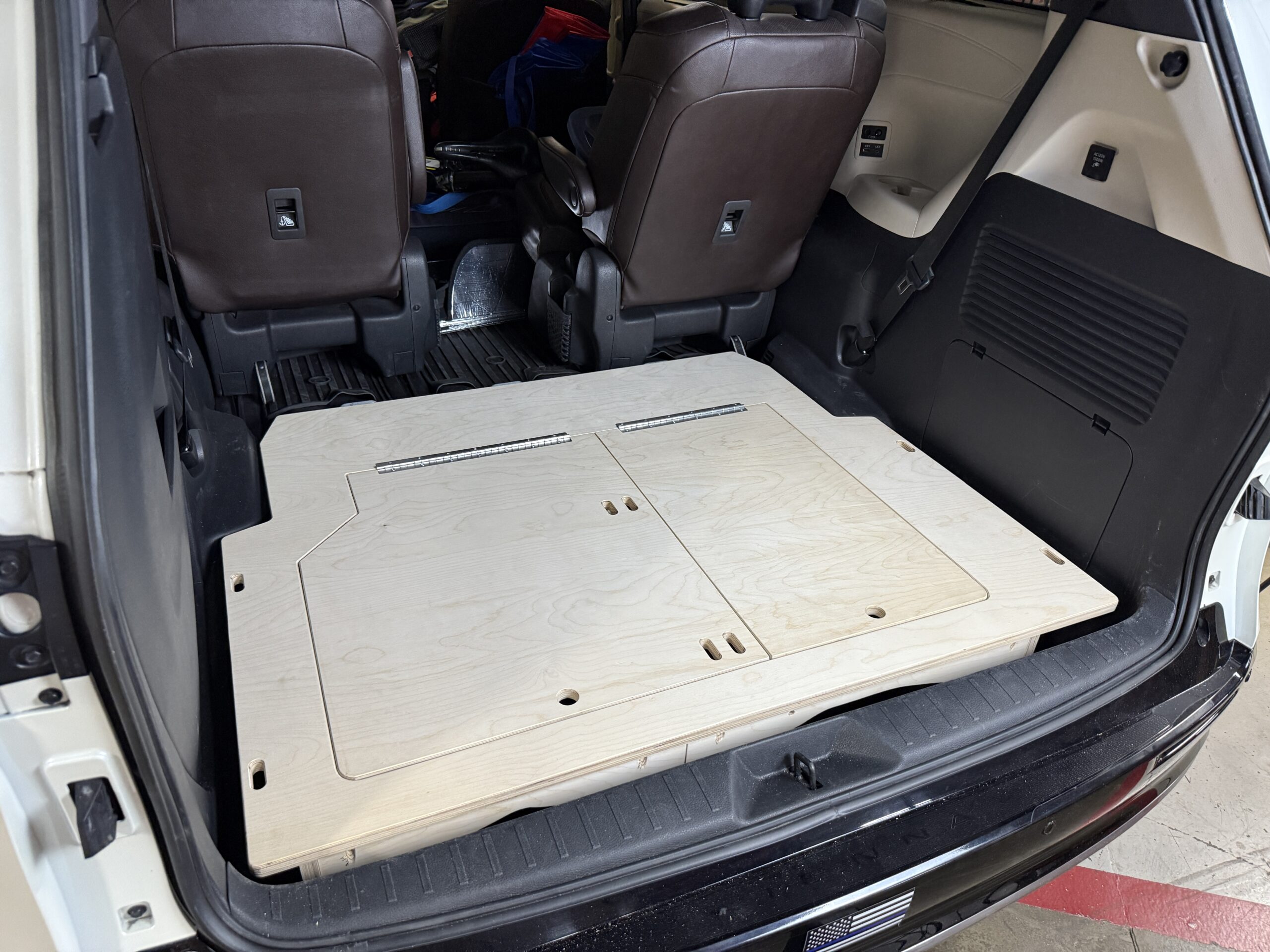 4th Gen Toyota Sienna seat delete custom BlitzBed